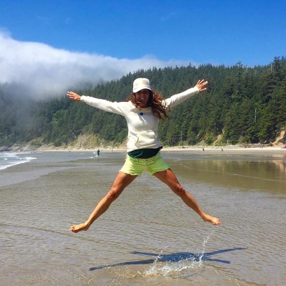 Meet your Posher, Angela - Picture 1 of 1